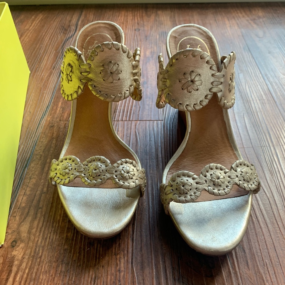 Jack Rogers Platinum Wedges